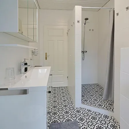 Jagdhaus Zu Amtern Rose Holdorf